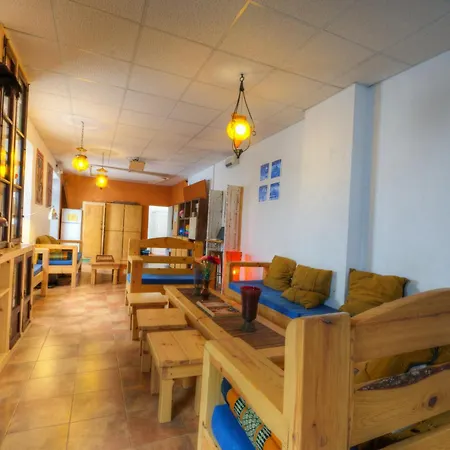 卡萨卡拉科尔旅舍 * 加的斯