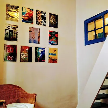 Casa Caracol بيت شباب كاديز